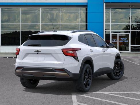 New 2026 Chevrolet Trax ACTIV FWD image 4