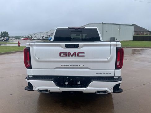 Used 2024 GMC Sierra 1500 Denali AWD/4WD image 6