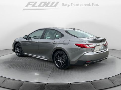 Certified 2025 Toyota Camry SE image 6