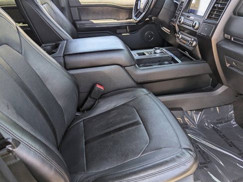 Used 2020 Ford Expedition Max Limited RWD image 12