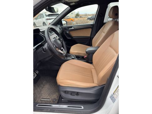 Used 2022 Volkswagen Tiguan SE R-Line image 12