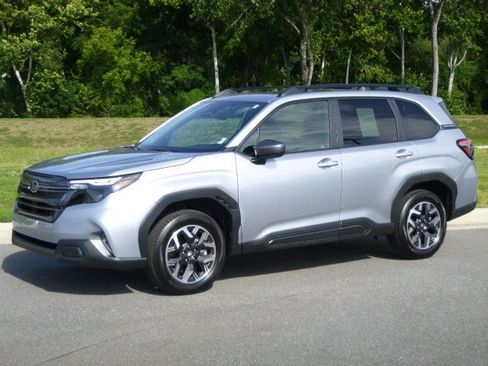 Certified 2026 Subaru Forester Premium w/ Base/Premium Plus Package AWD/4WD image 1