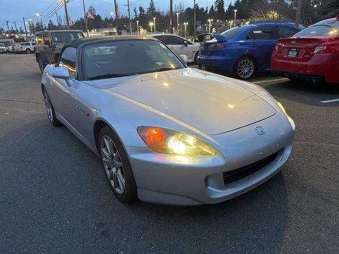 Used 2005 Honda S2000 image 4