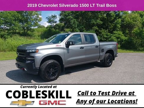 Used 2019 Chevrolet Silverado 1500 LT Trail Boss AWD/4WD image 9