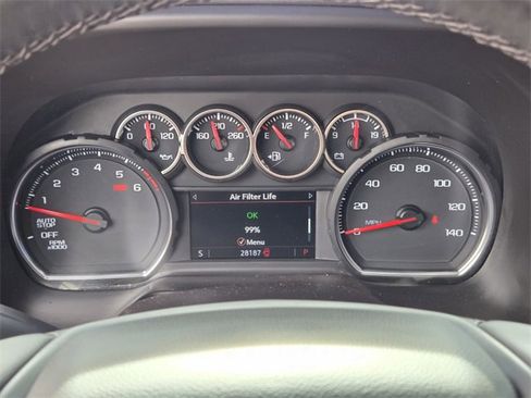 Certified 2024 Chevrolet Suburban LS w/ Driver Alert Package image 19