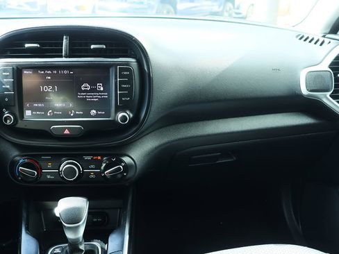 Used 2024 Kia Soul LX w/ Option Group 015 image 44