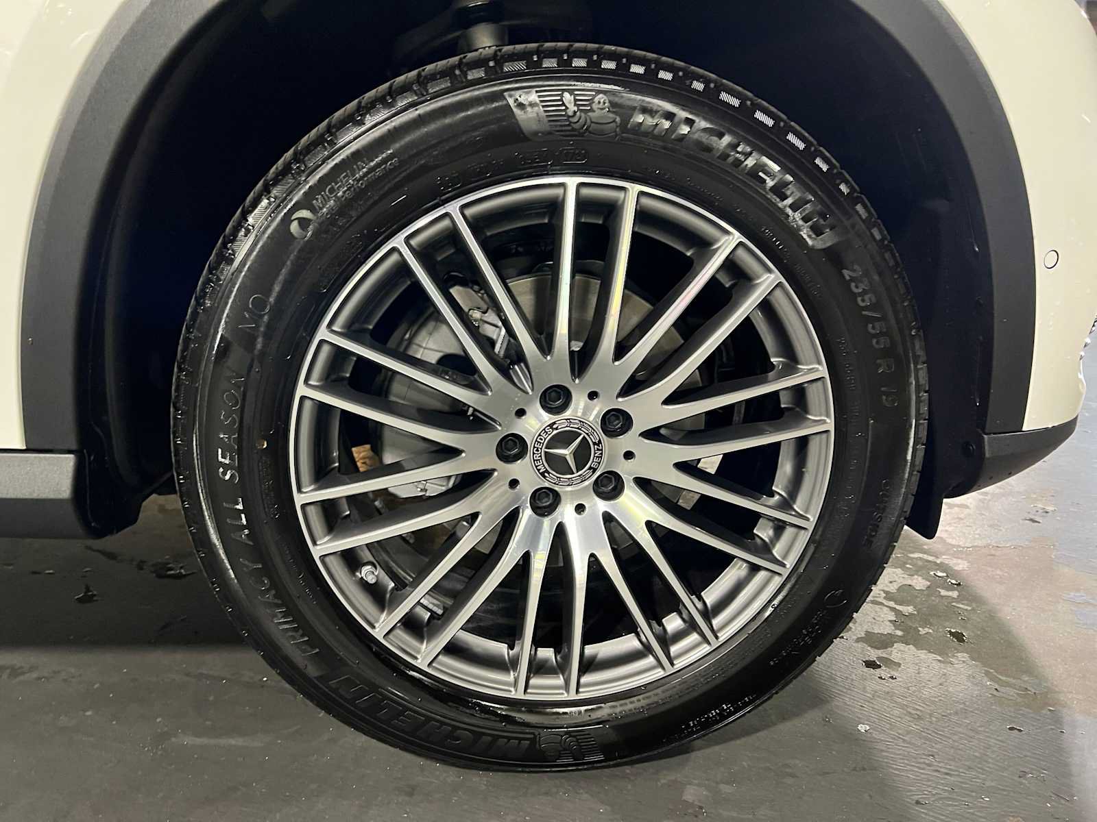 Certified 2026 Mercedes-Benz GLC 300 4MATIC image 9