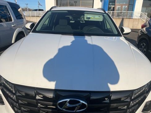 Used 2024 Hyundai Tucson Blue image 3