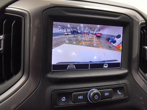 Used 2024 Chevrolet Silverado 2500 Custom w/ Custom Convenience Package image 20