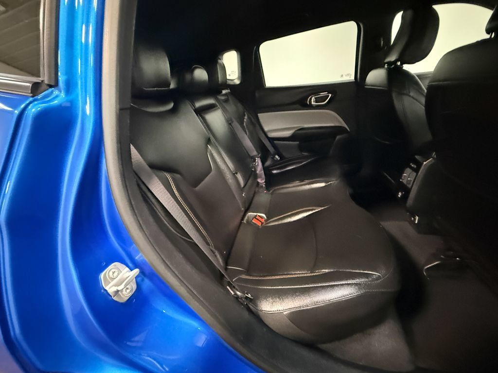 Used 2024 Jeep Compass Limited AWD/4WD image 14