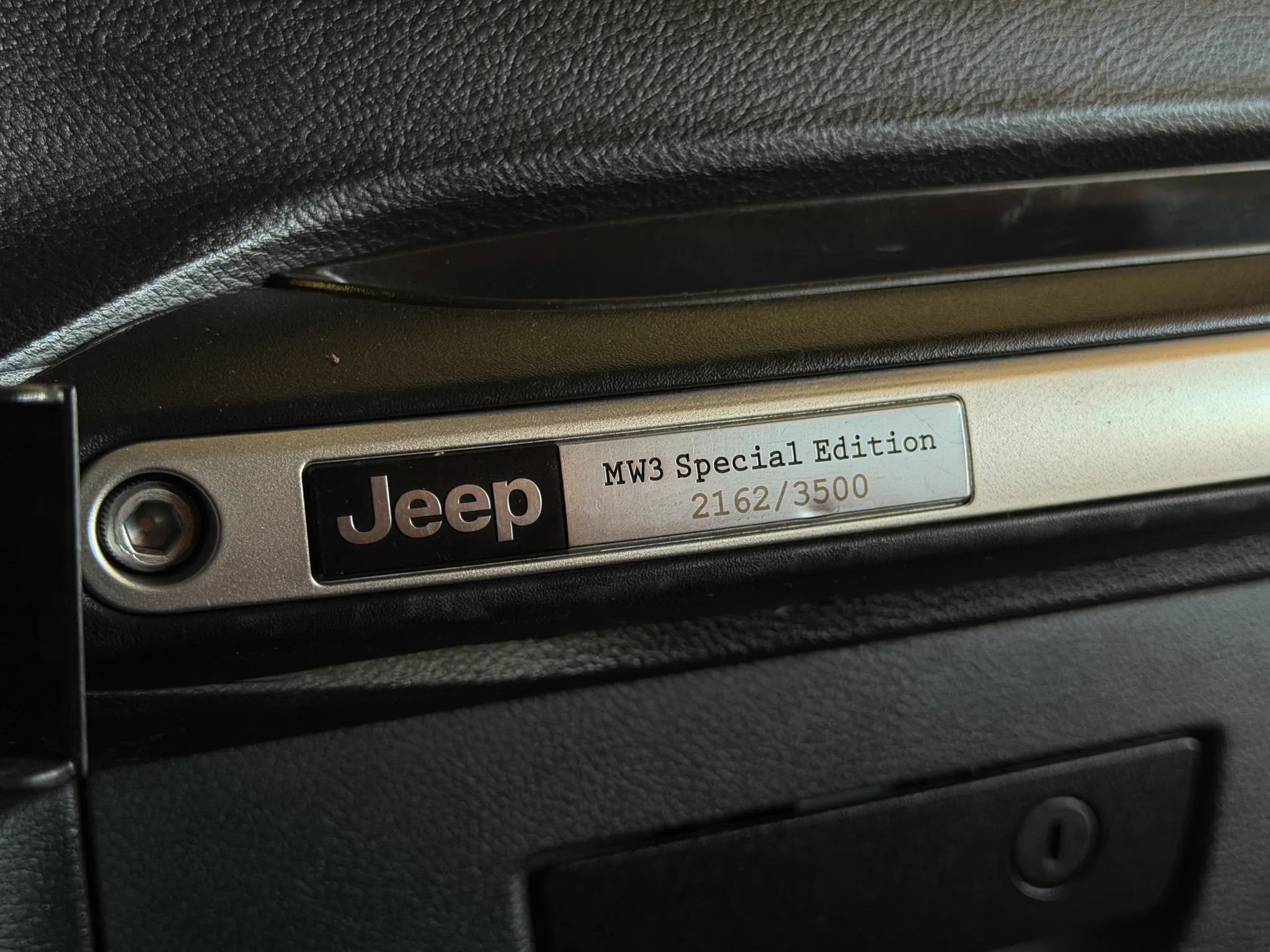 Used 2012 Jeep Wrangler Unlimited Rubicon AWD/4WD image 30