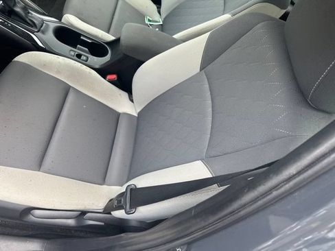 Used 2024 Toyota Corolla LE FWD image 11