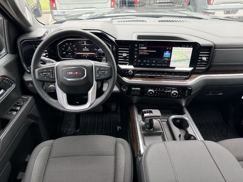 Certified 2026 GMC Sierra 1500 Elevation AWD/4WD image 15