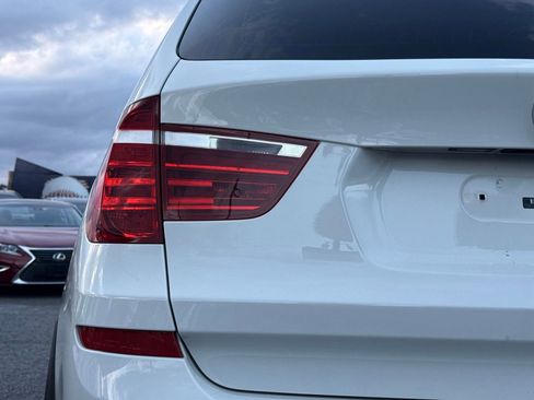 Used 2017 BMW X3 xDrive28i AWD/4WD image 9