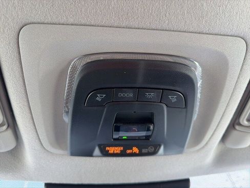 Used 2024 Toyota Corolla Cross LE image 38