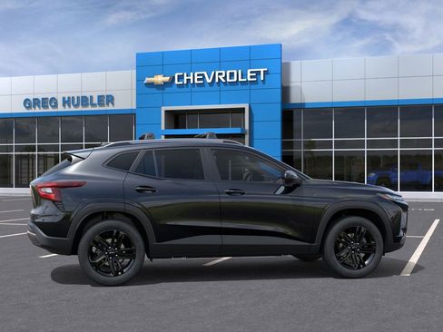 New 2025 Chevrolet Trax ACTIV w/ Sunroof Package image 5