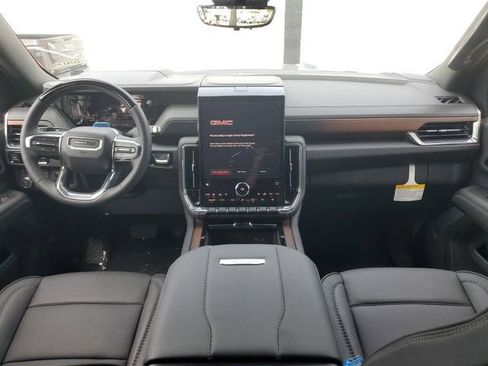 New 2026 GMC Yukon Denali w/ Denali Reserve Package AWD/4WD image 12