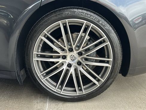 Used 2018 Porsche Panamera 4S AWD/4WD image 21