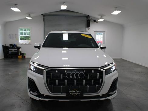 Used 2025 Audi Q7 3.0T Premium Plus AWD/4WD image 3