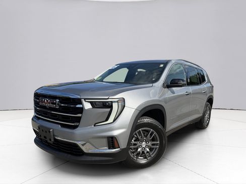 Used 2025 GMC Acadia Elevation AWD/4WD image 1