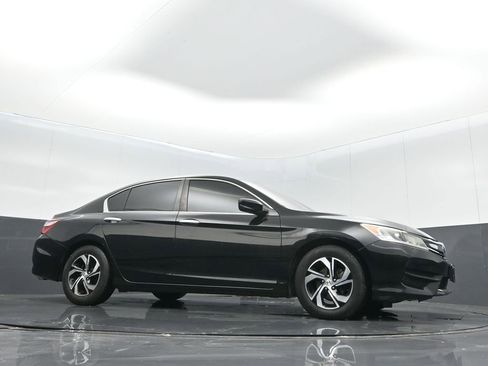 Used 2016 Honda Accord LX image 29