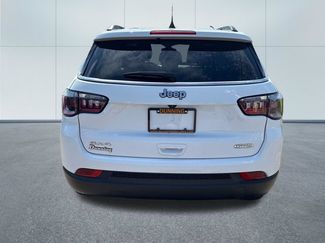 Used 2022 Jeep Compass Latitude w/ Sun and Sound Group AWD/4WD video 3