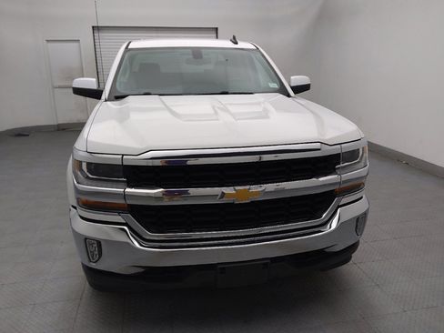 Used 2018 Chevrolet Silverado 1500 LT w/ LT Eassist Package AWD/4WD image 14