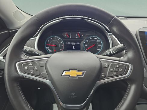 Used 2022 Chevrolet Malibu RS image 24