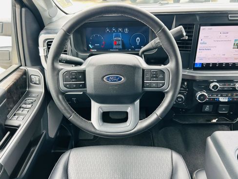 Used 2025 Ford F350 Lariat AWD/4WD image 19