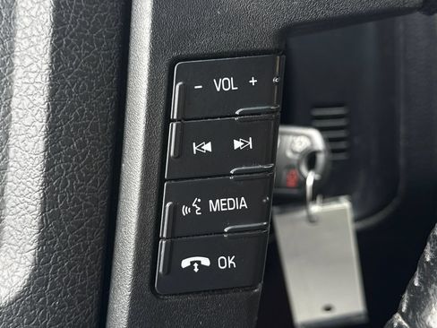 Used 2017 Ford Expedition EL XLT AWD/4WD image 33