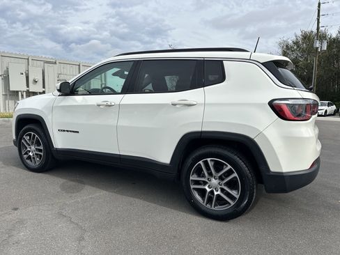 Used 2020 Jeep Compass Latitude image 4