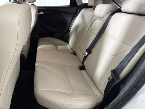 Used 2015 Ford Focus Titanium image 13