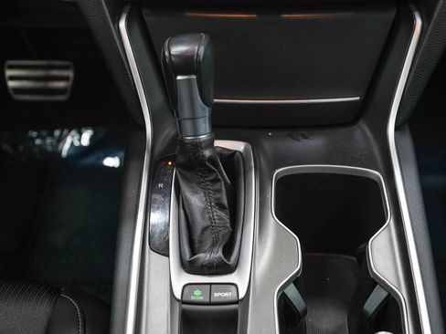 Used 2019 Honda Accord Sport image 17