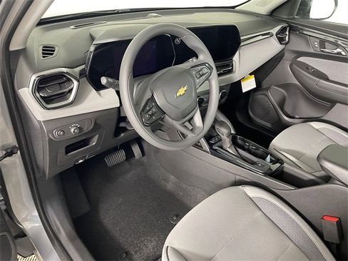 New 2026 Chevrolet TrailBlazer LS image 3