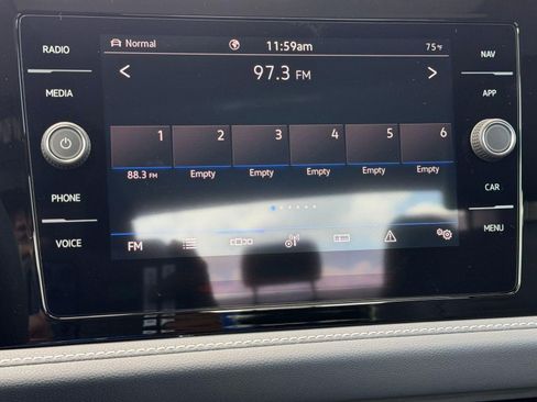 New 2026 Volkswagen Jetta SEL FWD image 25