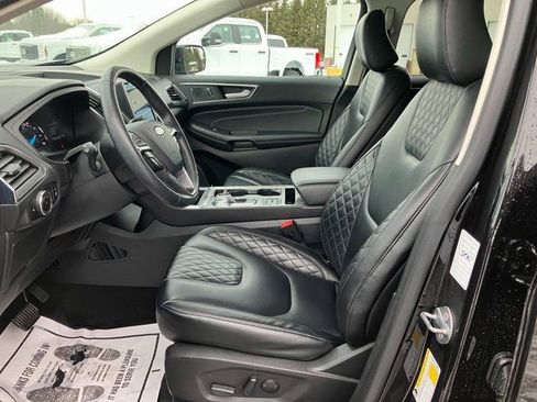 Used 2024 Ford Edge Titanium image 18