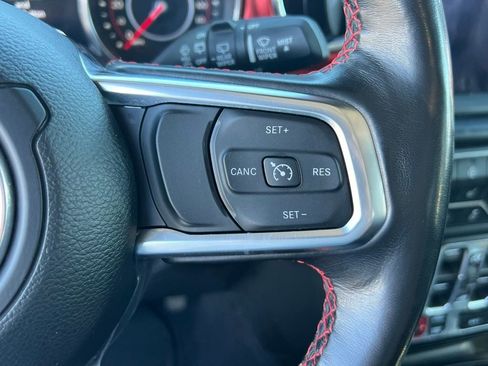Used 2021 Jeep Wrangler Unlimited Rubicon AWD/4WD image 32