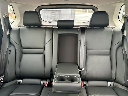 New 2026 Nissan Rogue SV AWD/4WD image 34