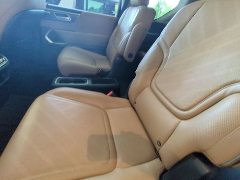Used 2026 INFINITI QX80 Luxe w/ Cargo Package RWD image 22