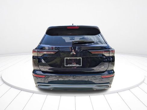New 2026 Mitsubishi Outlander SE image 5