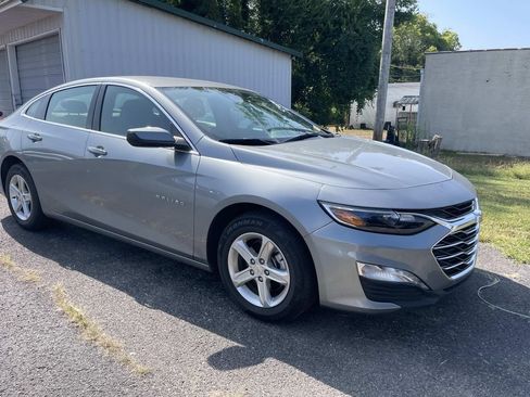 Used 2024 Chevrolet Malibu LT FWD image 4