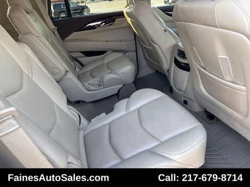 Used 2016 Cadillac Escalade Luxury image 74