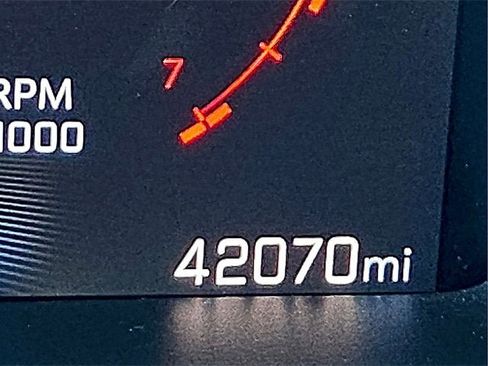 Used 2024 Chevrolet Colorado Trail Boss w/ Technology Package image 23