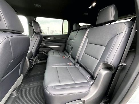 New 2026 Chevrolet Traverse LT w/ Driver Confidence Package image 14