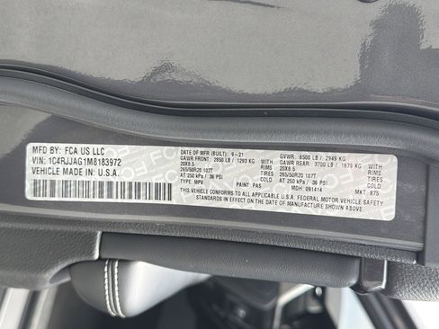 Used 2021 Jeep Grand Cherokee L Laredo RWD image 39