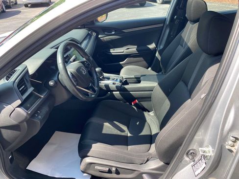 Used 2020 Honda Civic EX image 8