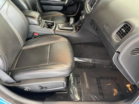 Used 2015 Dodge Charger R/T w/ Plus Group image 28