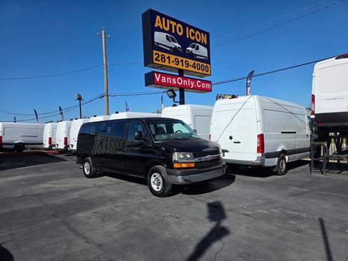 Used 2013 Chevrolet Express 3500 LT w/ LT Preferred Equipment Group image 20