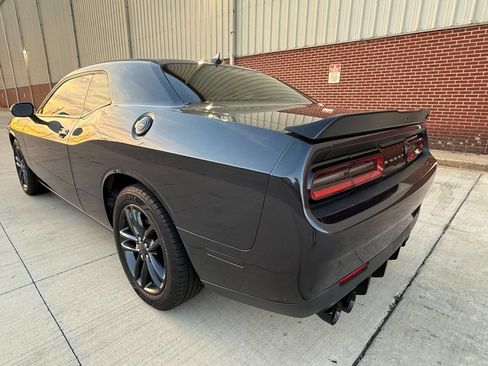 Used 2019 Dodge Challenger SXT w/ Plus Package image 3