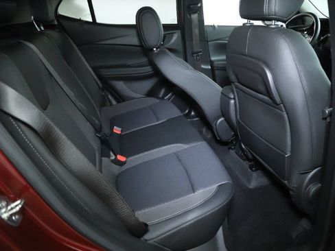 Used 2023 Buick Encore GX Preferred FWD image 32